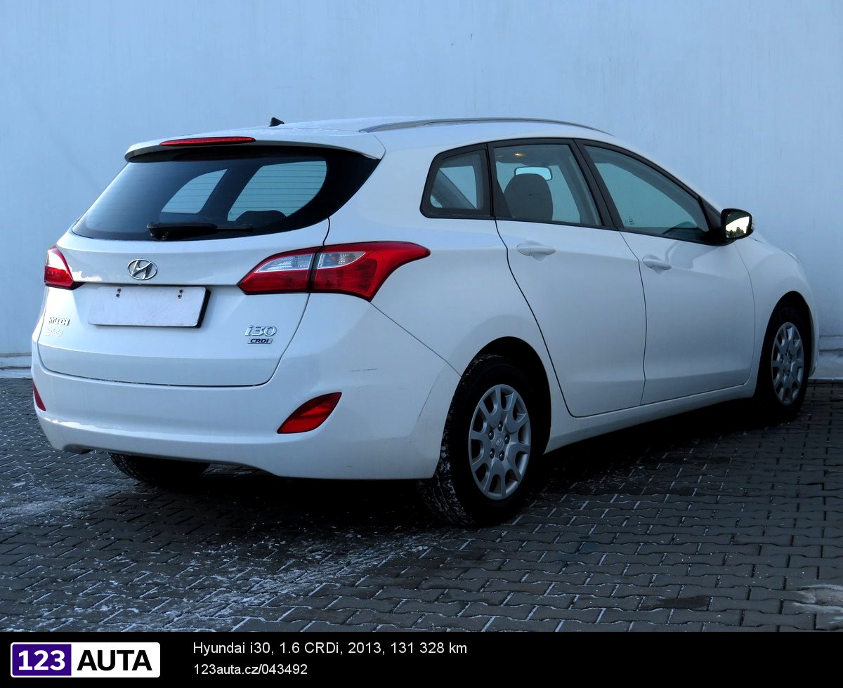 Hyundai i30, 2014 - pohled č. 5