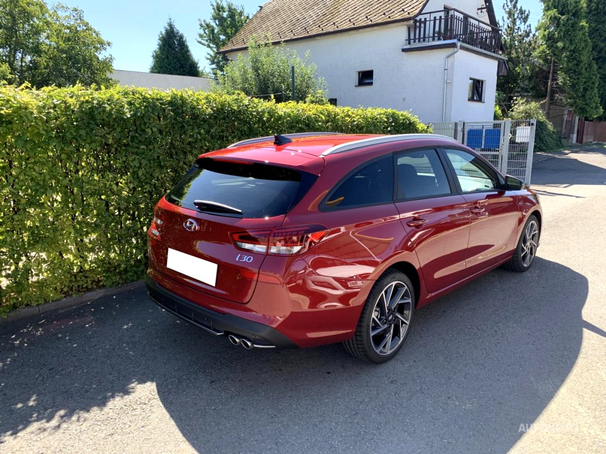 Hyundai i30, 2020 - pohled č. 3