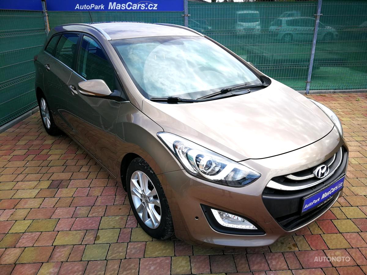 Hyundai i30, 2015 - pohled č. 3