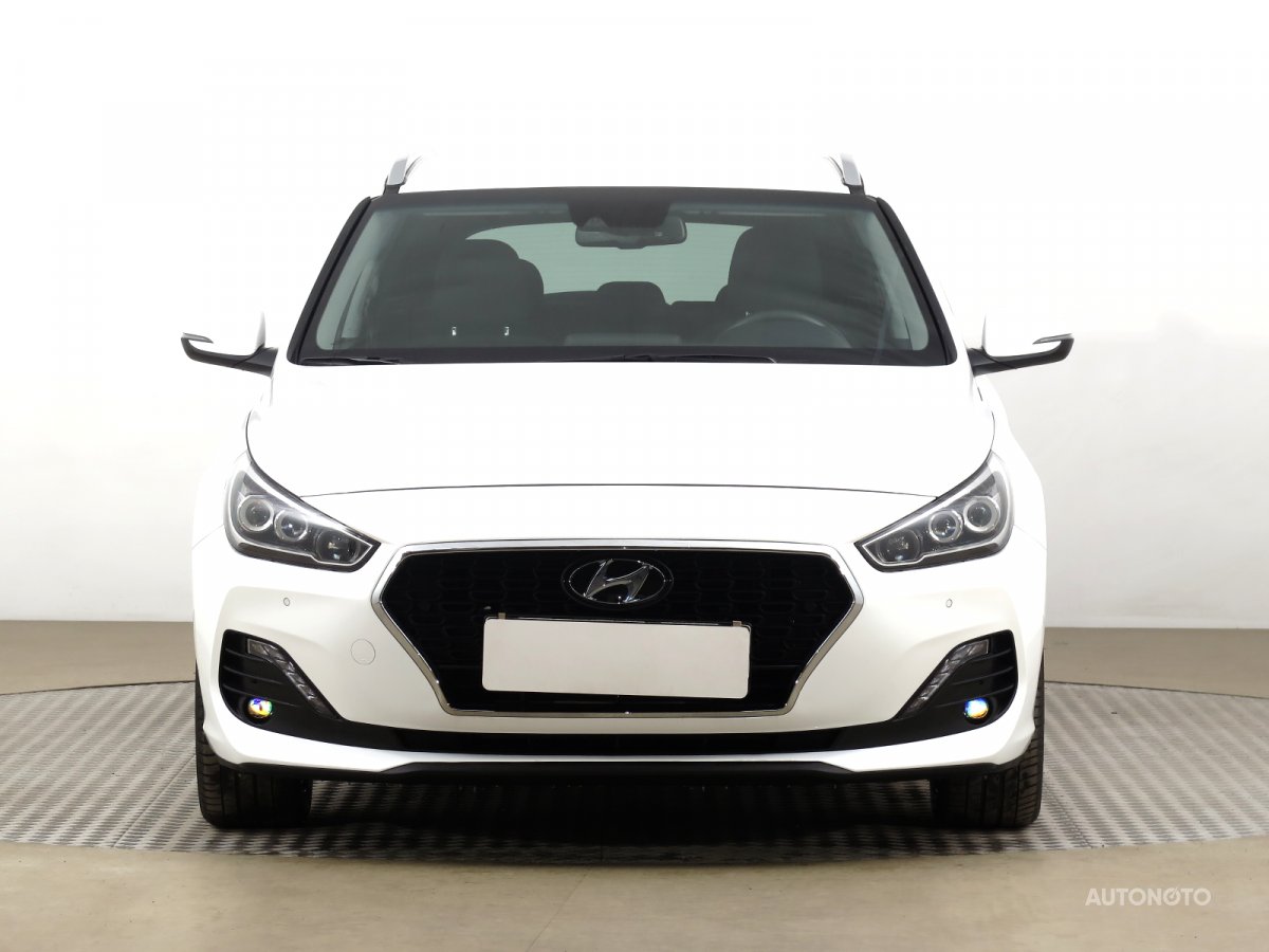 Hyundai i30, 2020 - pohled č. 2