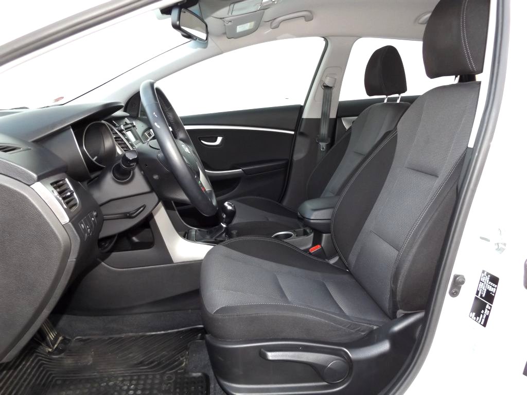 Hyundai i30, 2014 - pohled č. 11