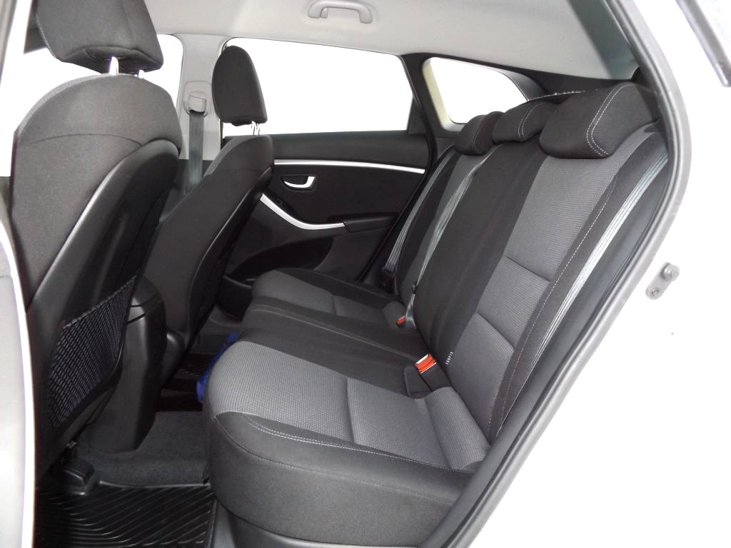 Hyundai i30, 2014 - pohled č. 12