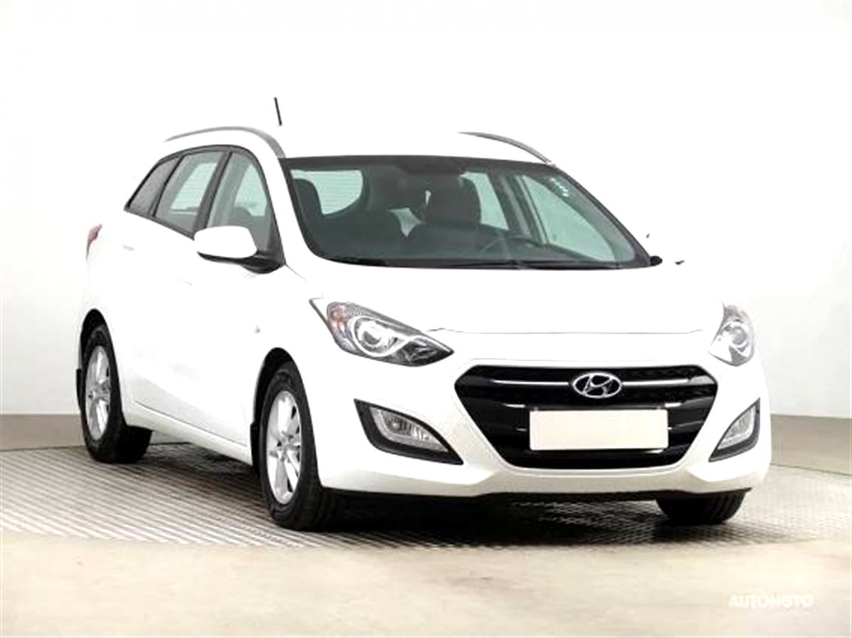 Hyundai i30, 2019 - pohled č. 2