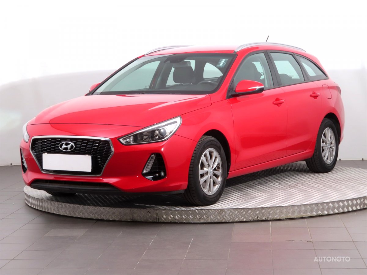 Hyundai i30, 2018 - pohled č. 3