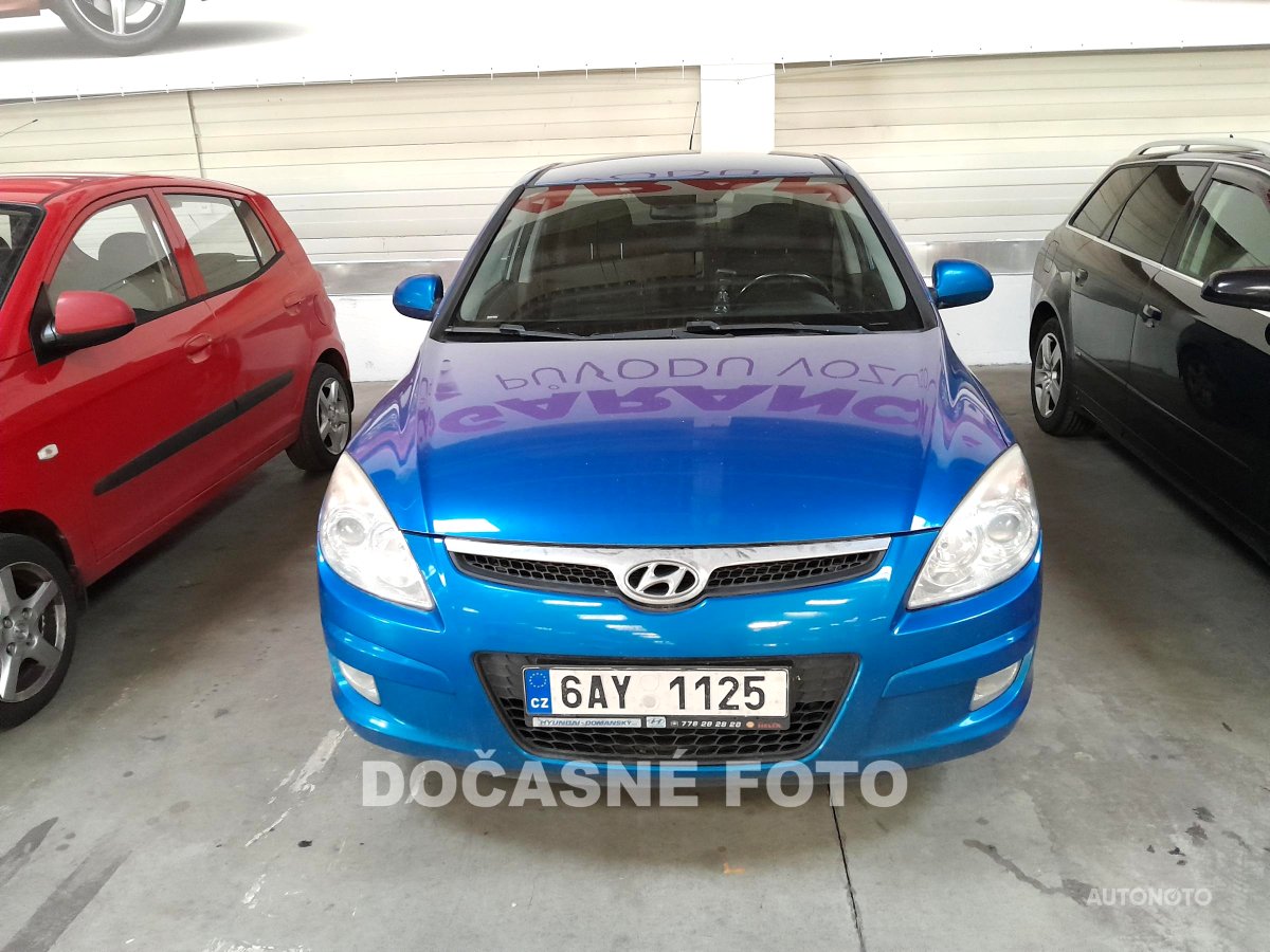 Hyundai i30, 2010 - pohled č. 2