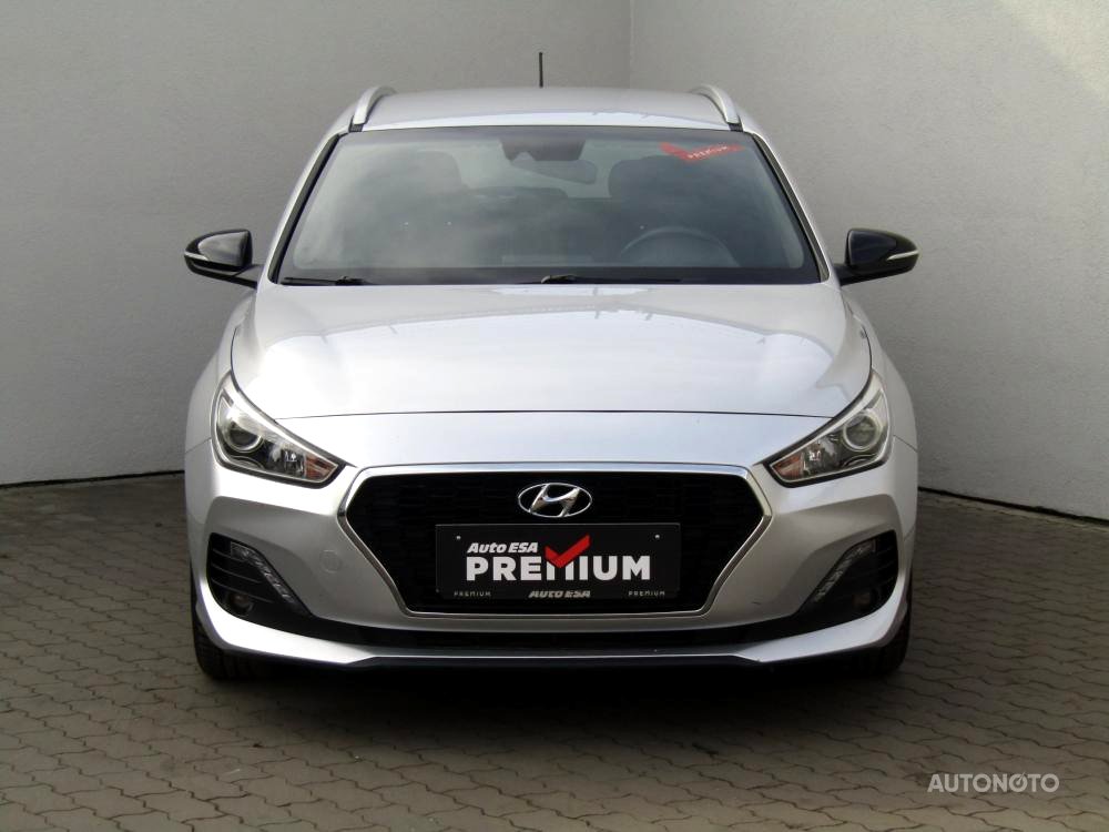 Hyundai i30, 2018 - pohled č. 2