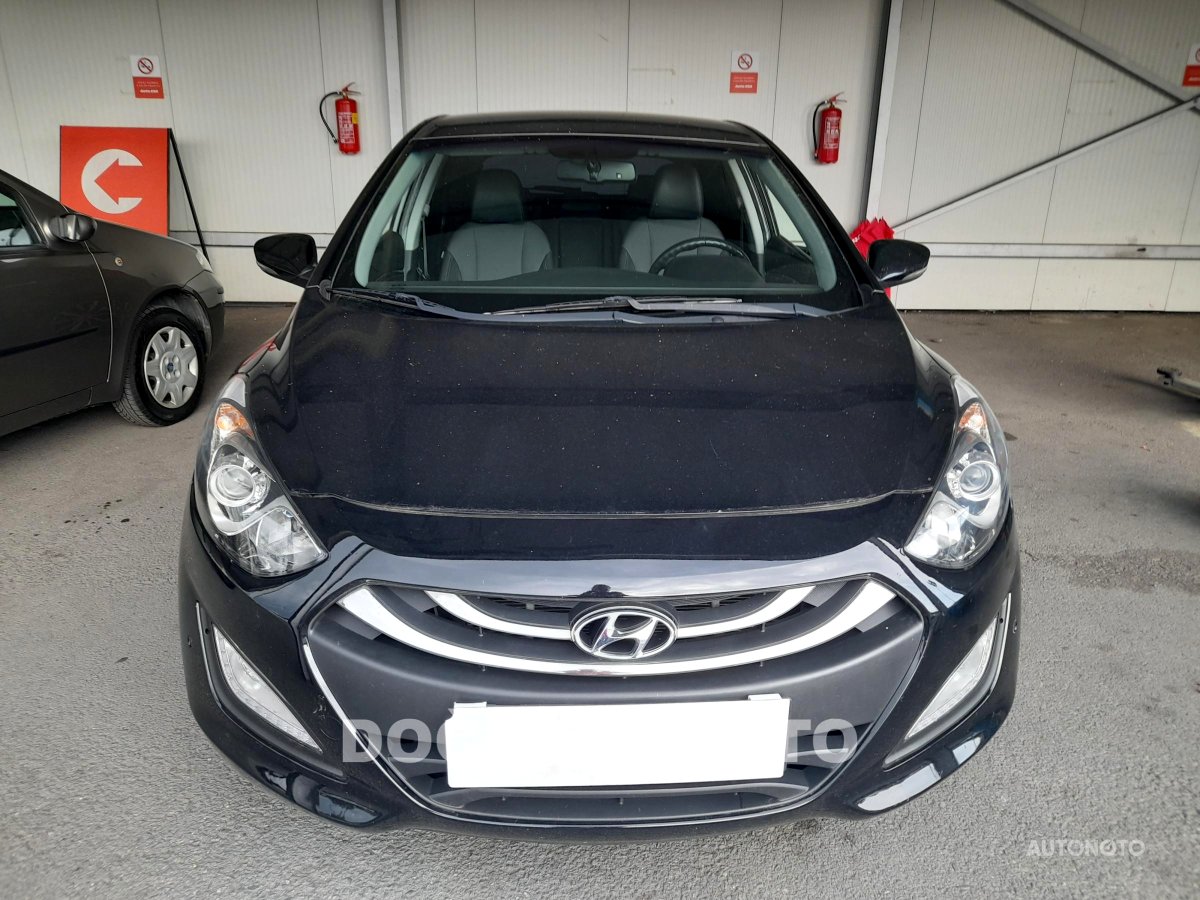Hyundai i30, 2012 - pohled č. 2
