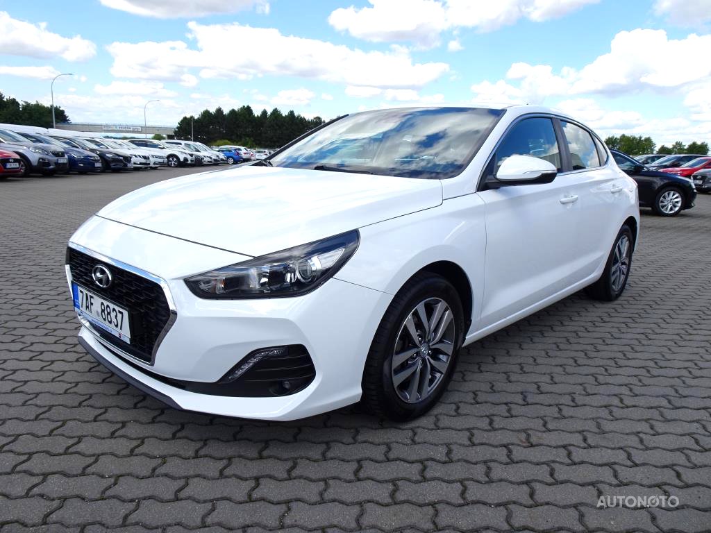 Hyundai i30, 2018 - pohled č. 2