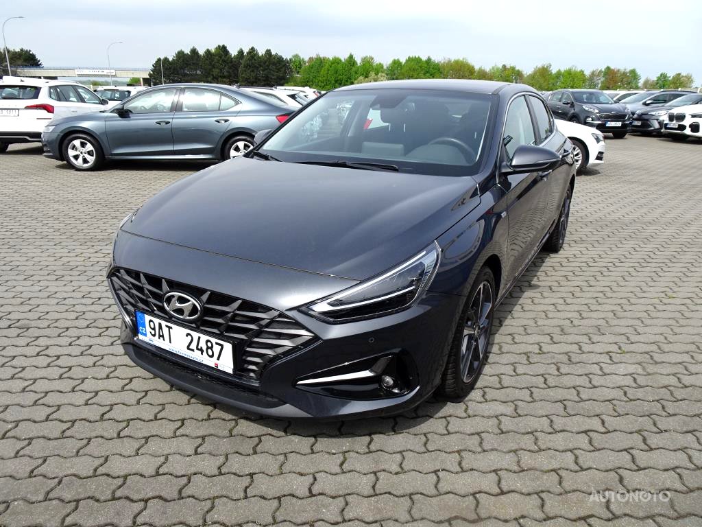 Hyundai i30, 2021 - pohled č. 2