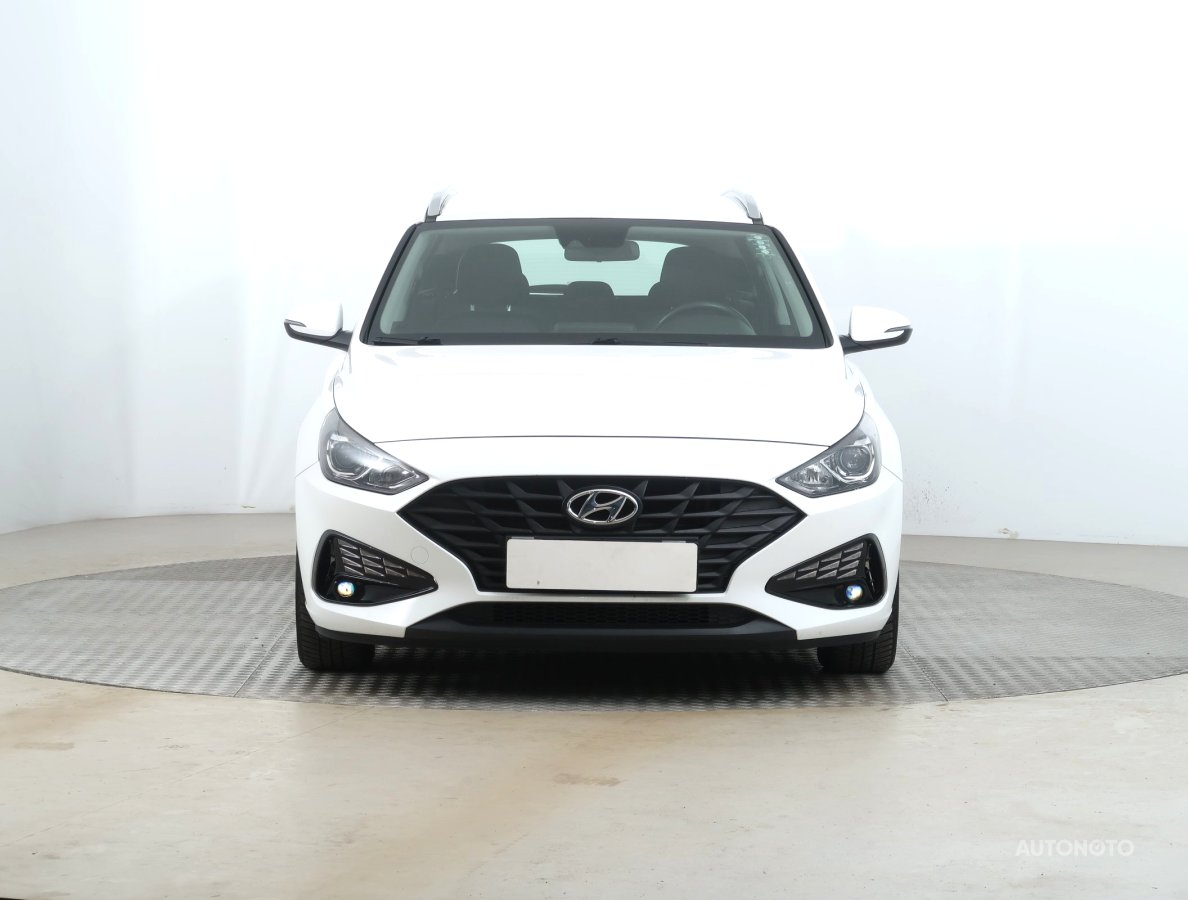 Hyundai i30, 2021 - pohled č. 2