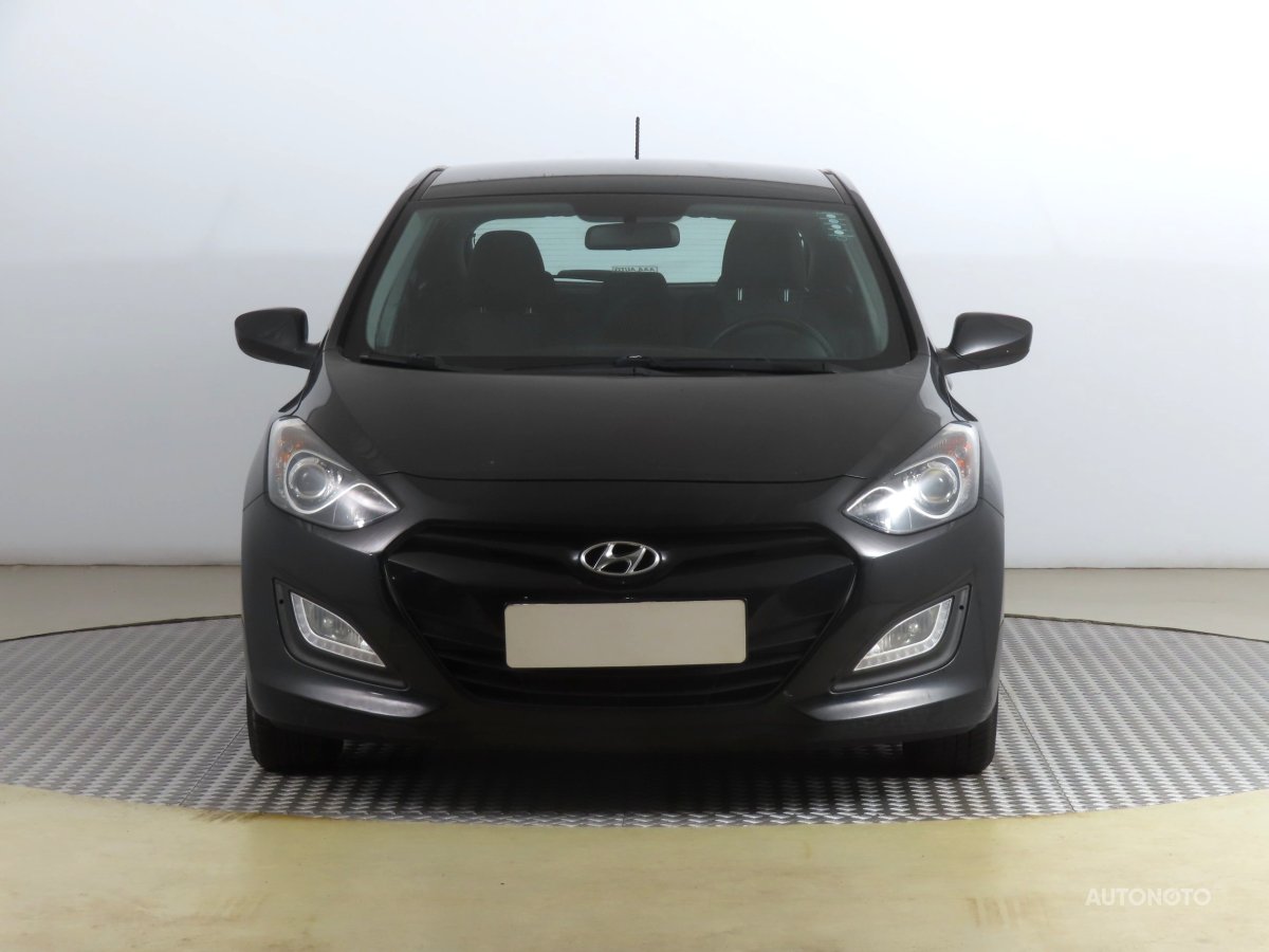 Hyundai i30, 2012 - pohled č. 2