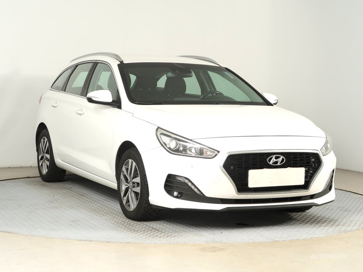 Hyundai i30, 2019 - pohled č. 1