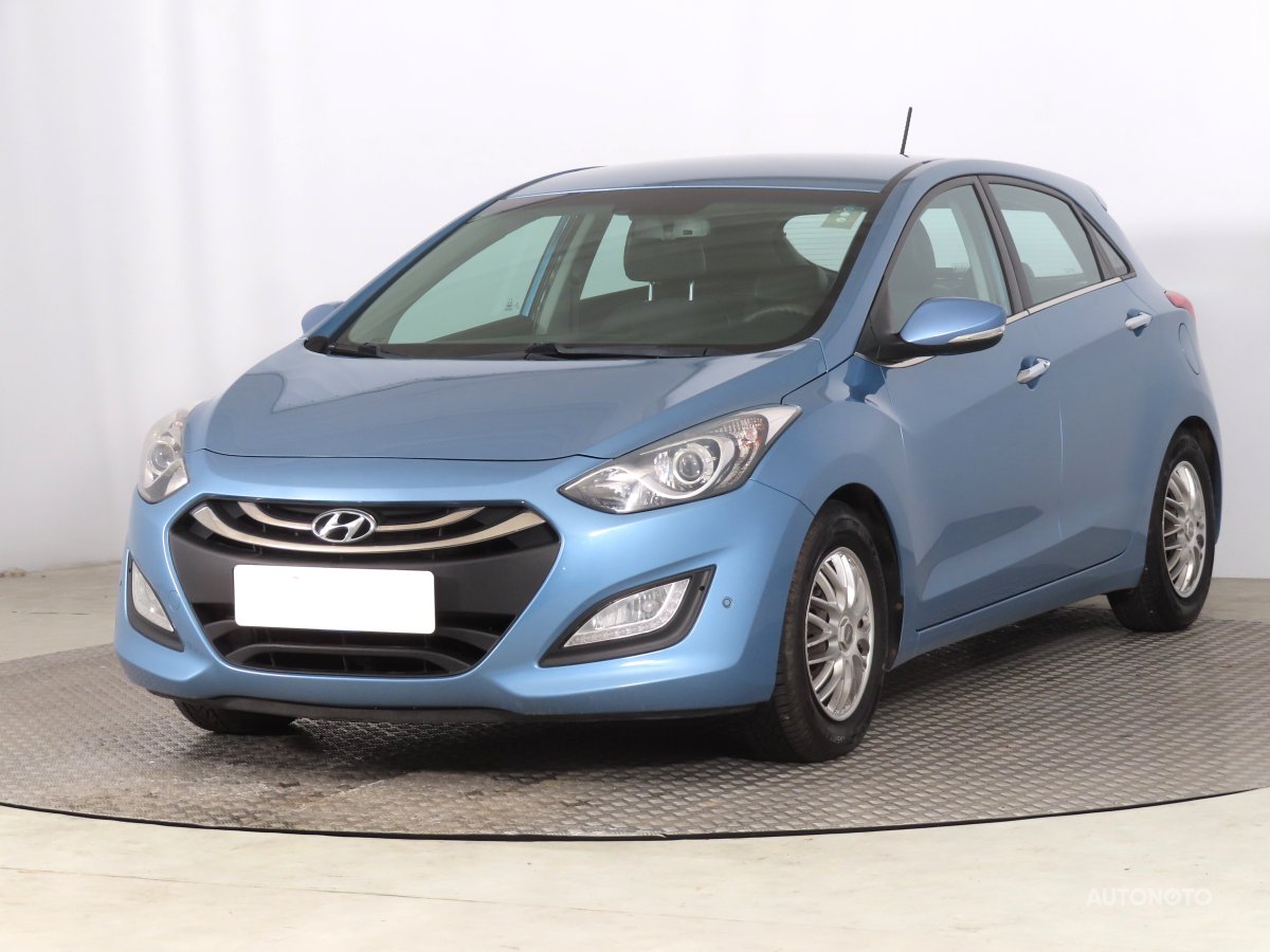 Hyundai i30, 2012 - pohled č. 3