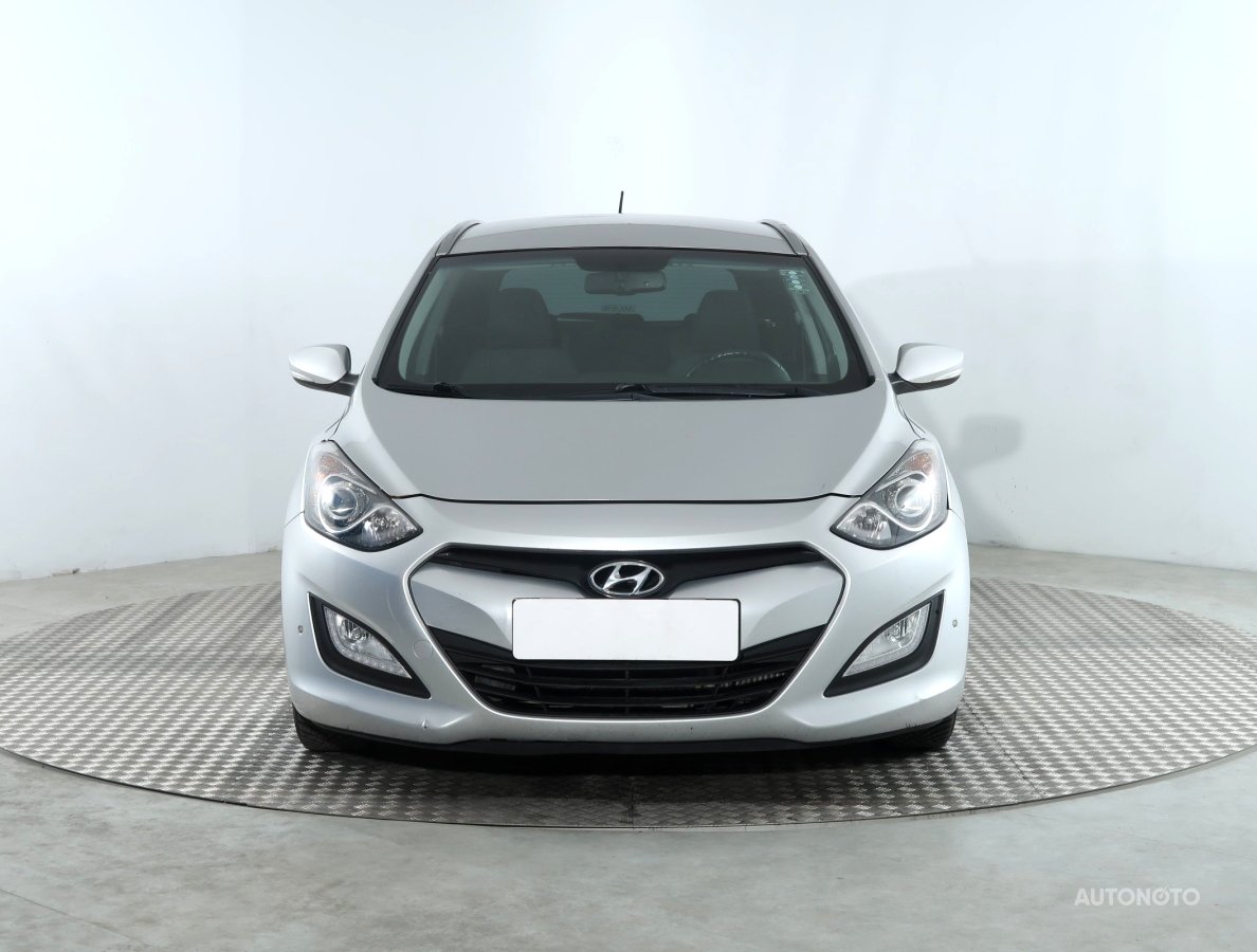 Hyundai i30, 2012 - pohled č. 2