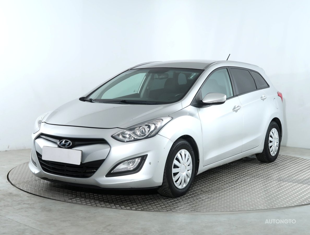 Hyundai i30, 2012 - pohled č. 3