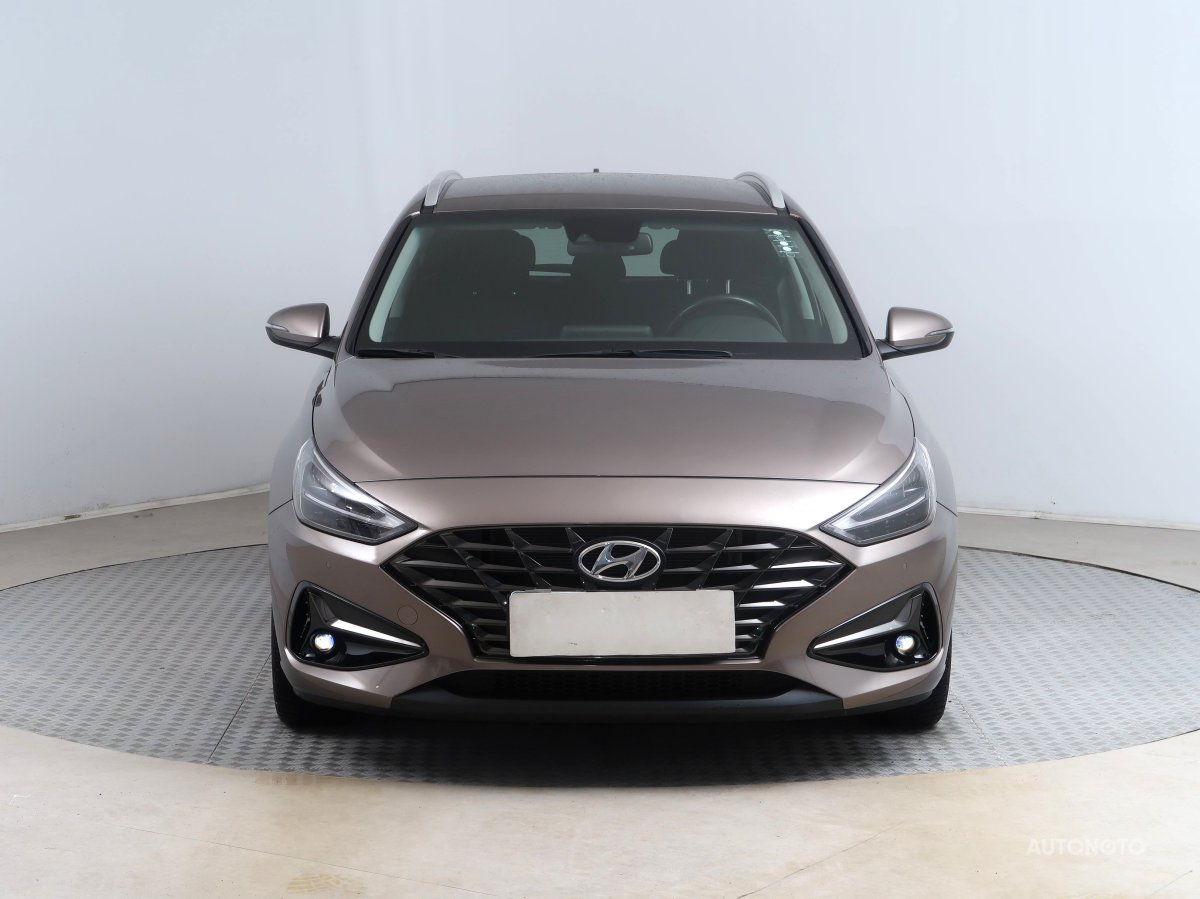 Hyundai i30, 2021 - pohled č. 2