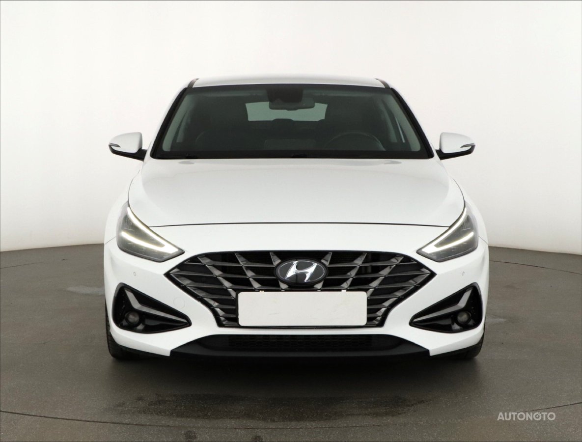 Hyundai i30 Fastback, 2020 - pohled č. 2