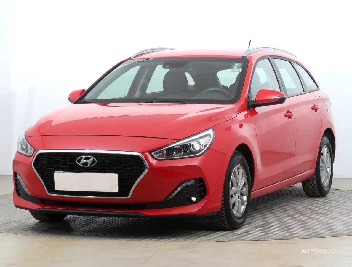 Hyundai i30, 2019 - pohled č. 3