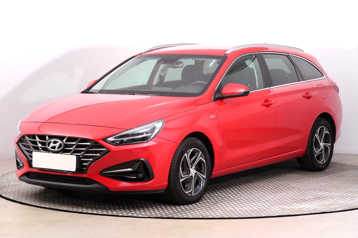 Hyundai i30, 2021 - pohled č. 3