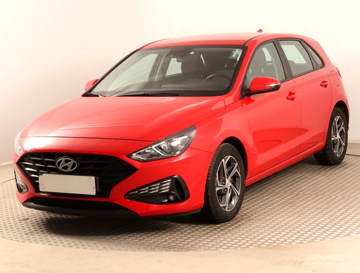 Hyundai i30, 2021 - pohled č. 3