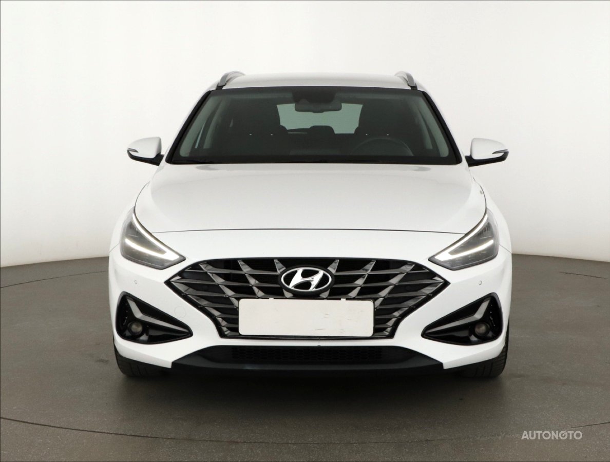 Hyundai i30, 2022 - pohled č. 2
