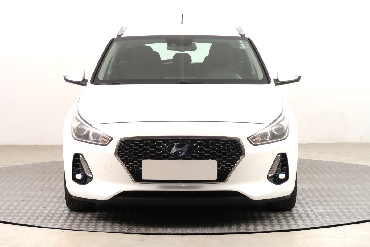Hyundai i30, 2018 - pohled č. 2