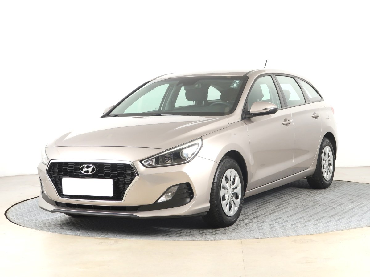 Hyundai i30, 2020 - pohled č. 3