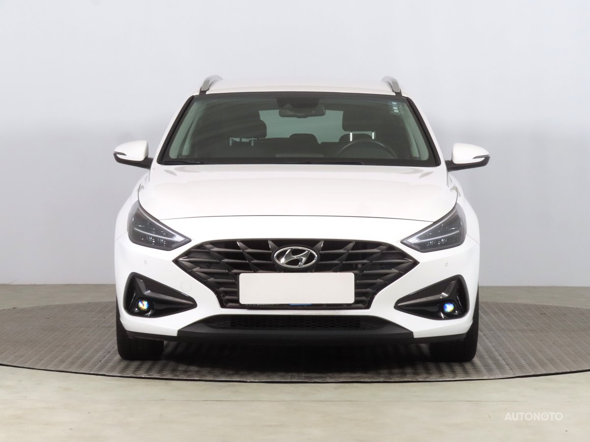Hyundai i30, 2022 - pohled č. 2
