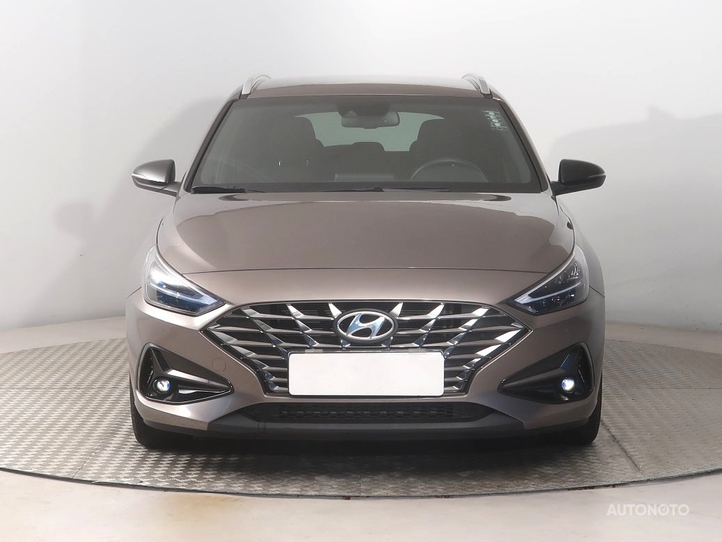 Hyundai i30, 2023 - pohled č. 2