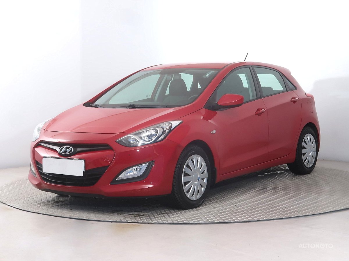 Hyundai i30, 2014 - pohled č. 3