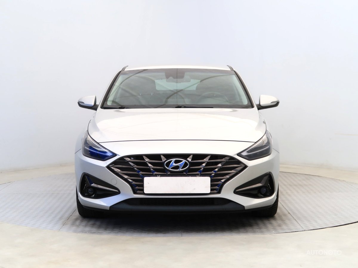 Hyundai i30 Fastback, 2020 - pohled č. 2
