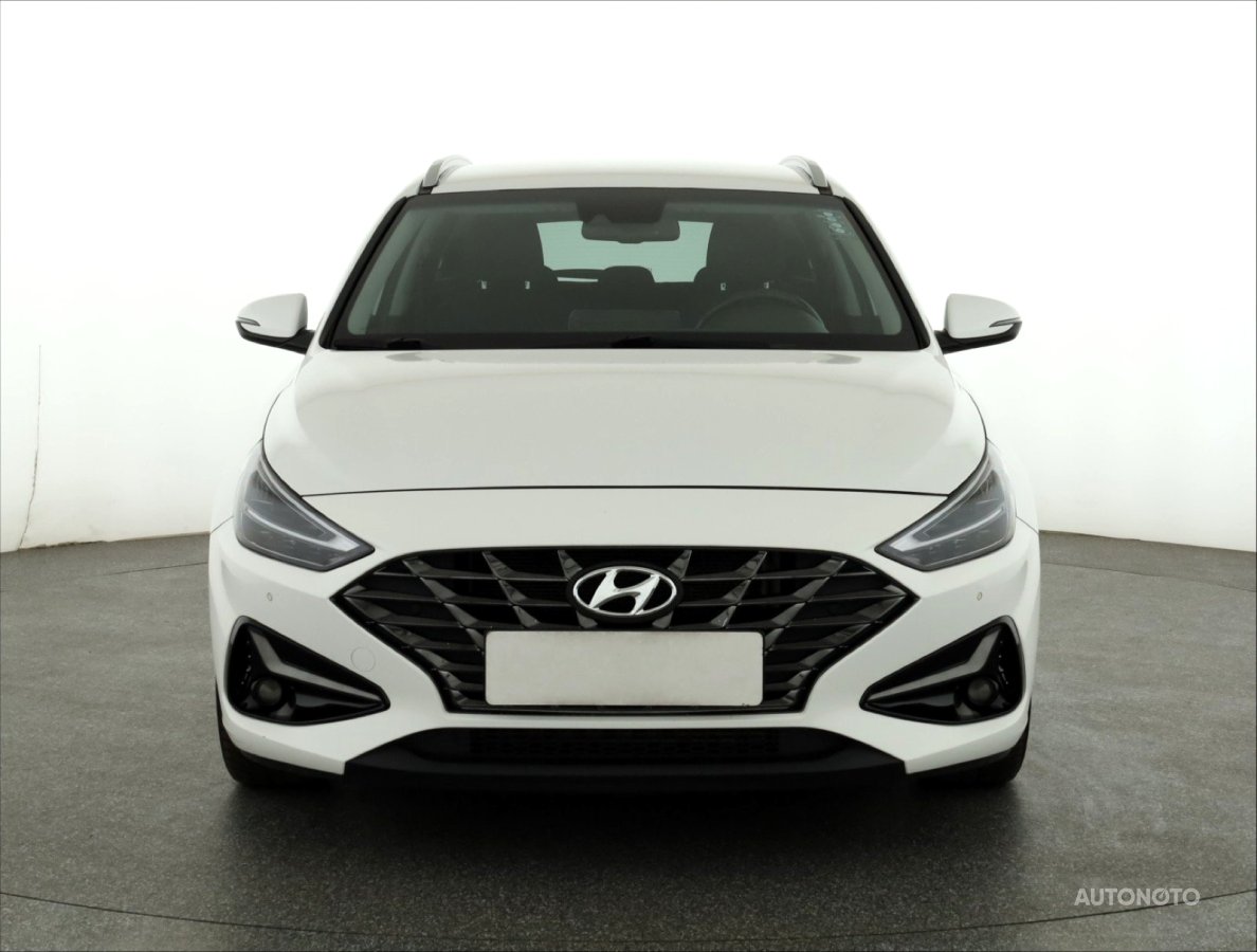 Hyundai i30, 2021 - pohled č. 2