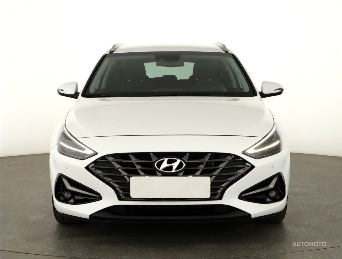 Hyundai i30, 2022 - pohled č. 2