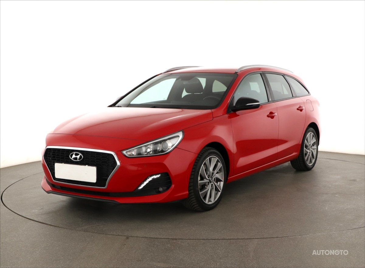 Hyundai i30, 2019 - pohled č. 3