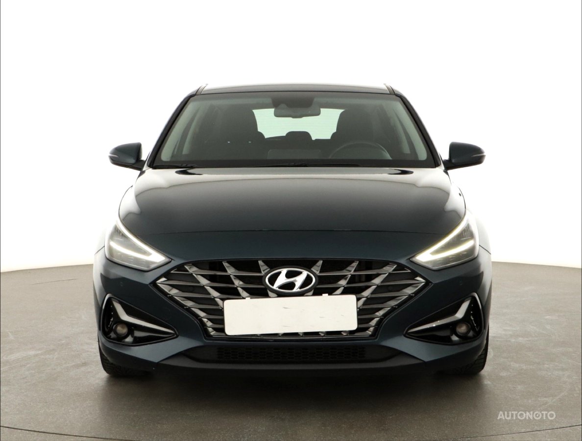 Hyundai i30, 2022 - pohled č. 2