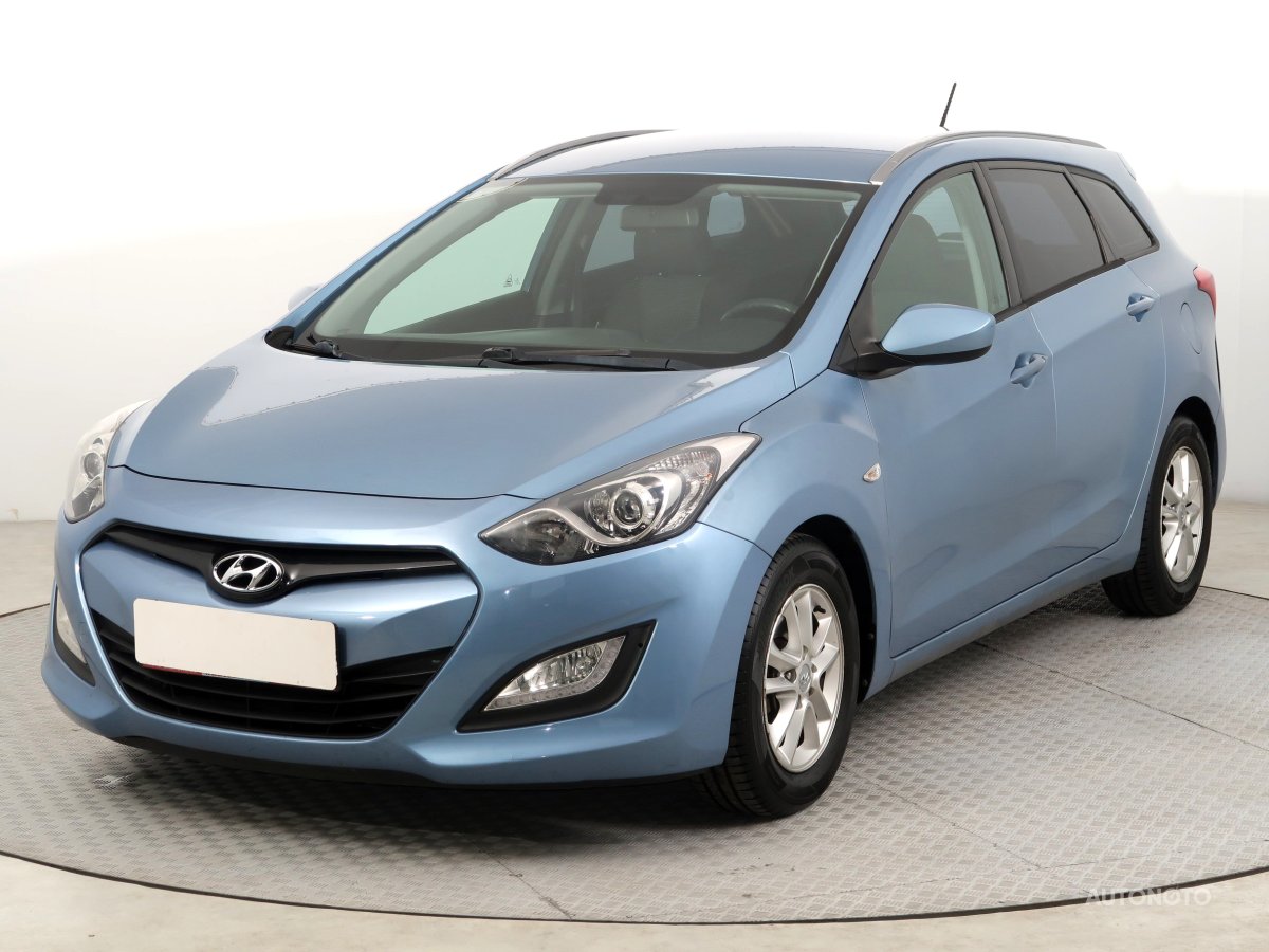 Hyundai i30, 2012 - pohled č. 3