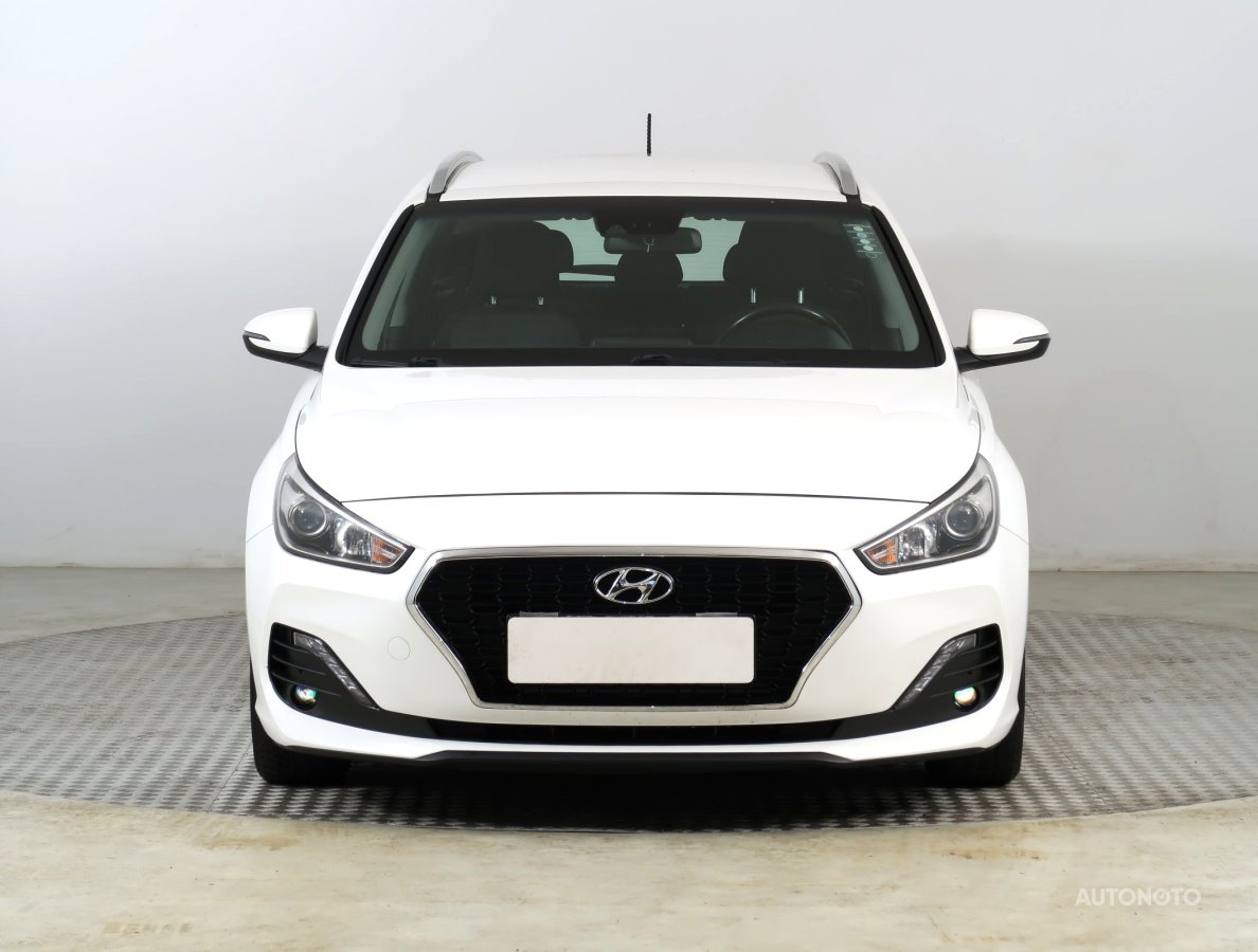 Hyundai i30, 2019 - pohled č. 2