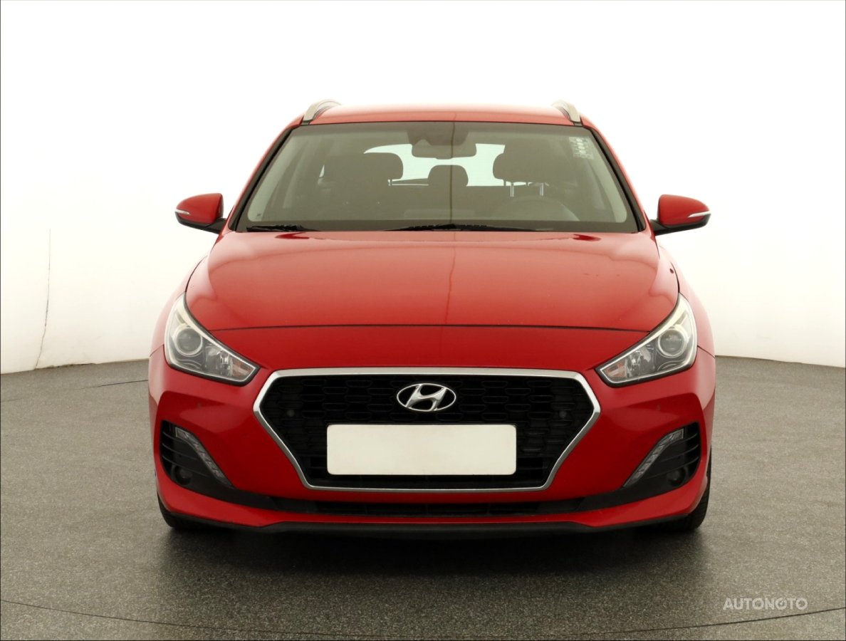 Hyundai i30, 2018 - pohled č. 2