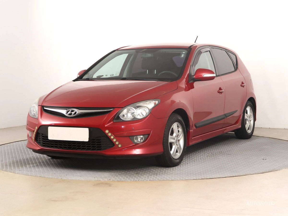 Hyundai i30, 2011 - pohled č. 3