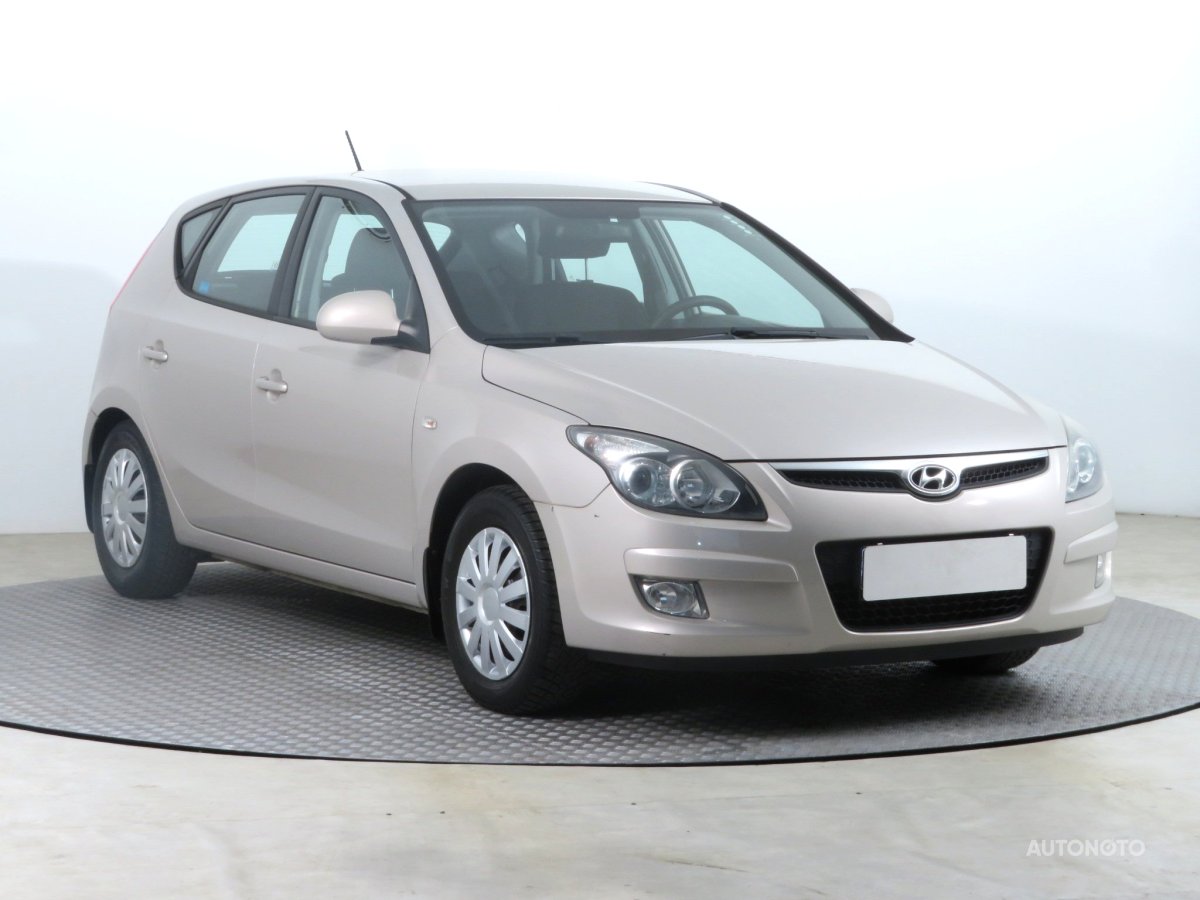 Hyundai i30, 2009 - celkový pohled