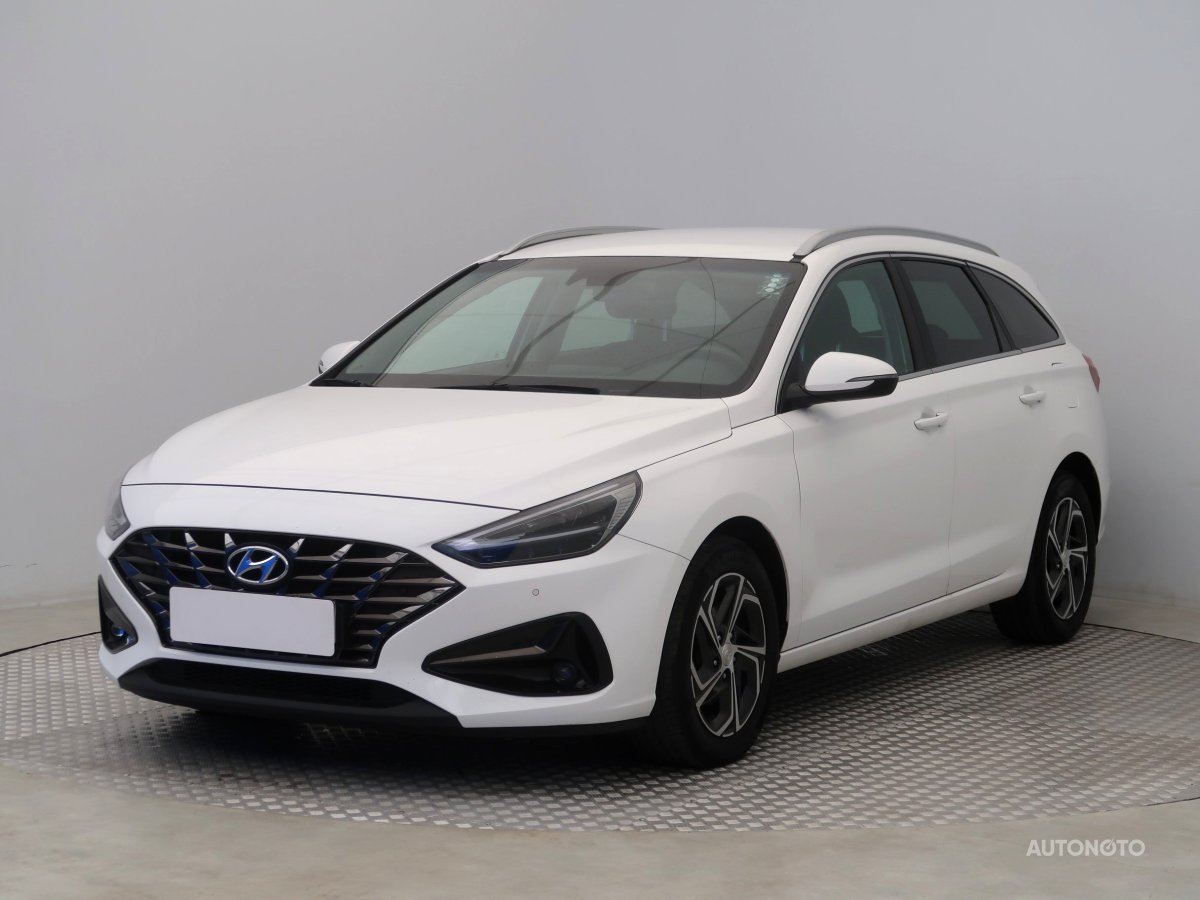 Hyundai i30, 2021 - pohled č. 3