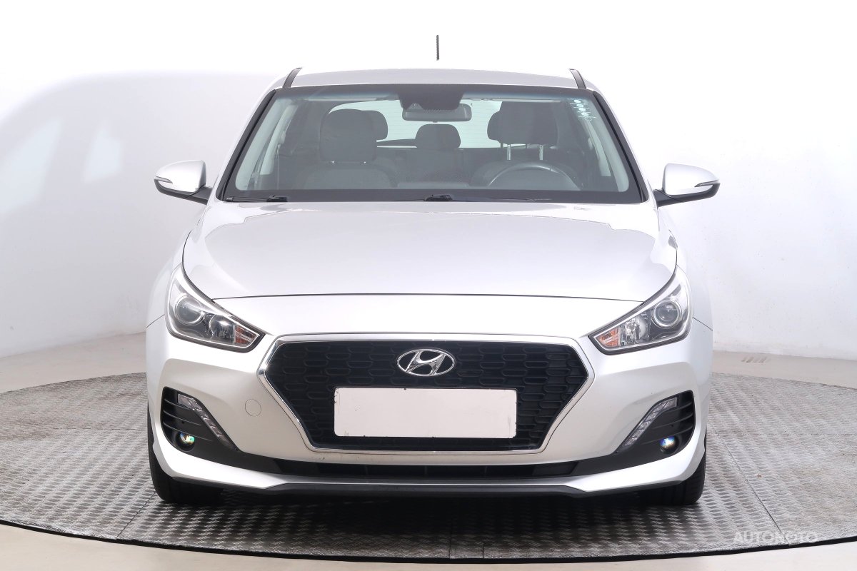 Hyundai i30, 2019 - pohled č. 2