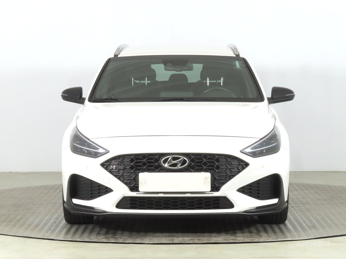 Hyundai i30, 2022 - pohled č. 2
