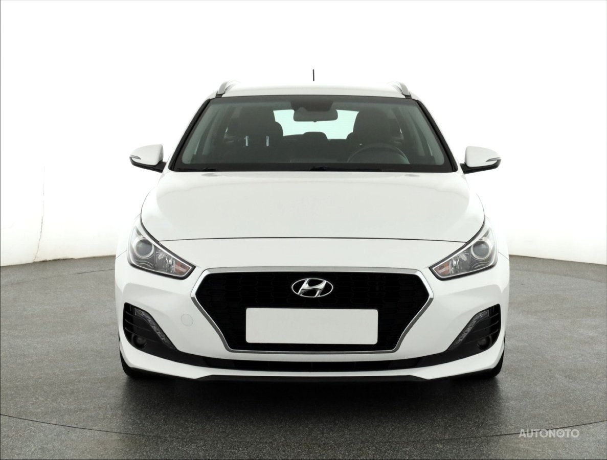 Hyundai i30, 2020 - pohled č. 2