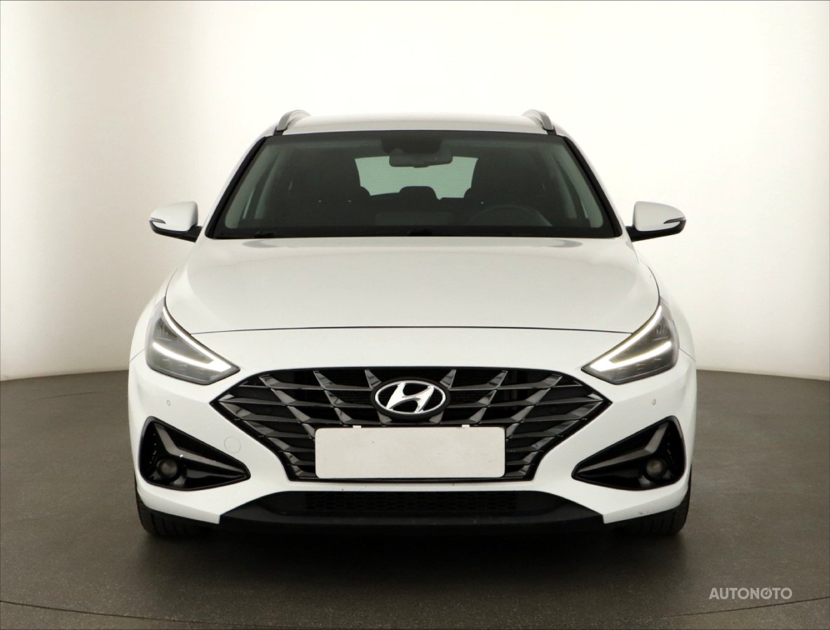 Hyundai i30, 2022 - pohled č. 2