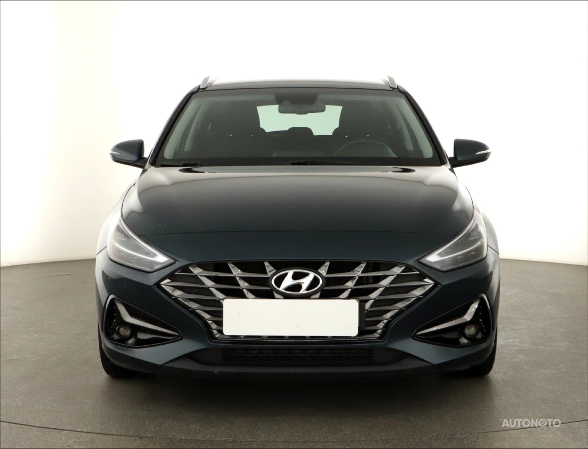 Hyundai i30, 2022 - pohled č. 2
