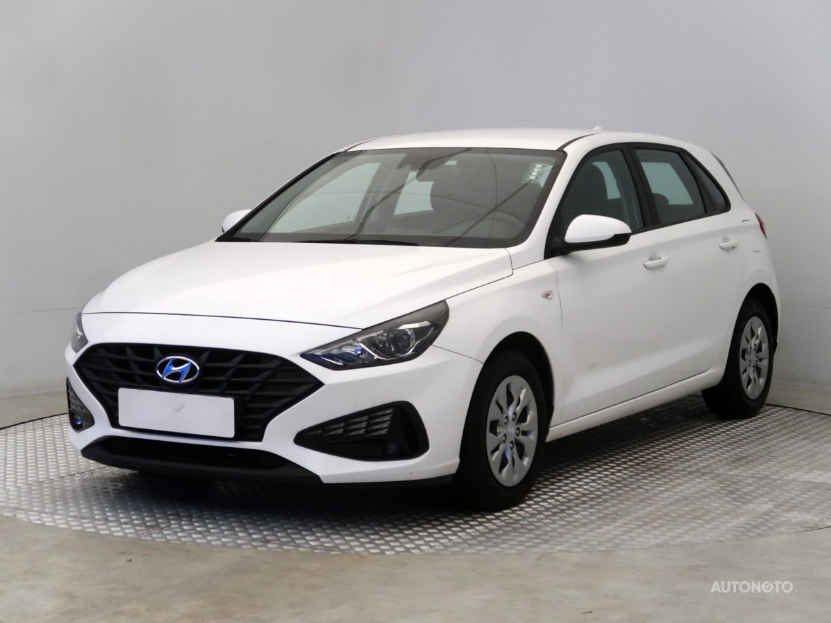 Hyundai i30, 2020 - pohled č. 3