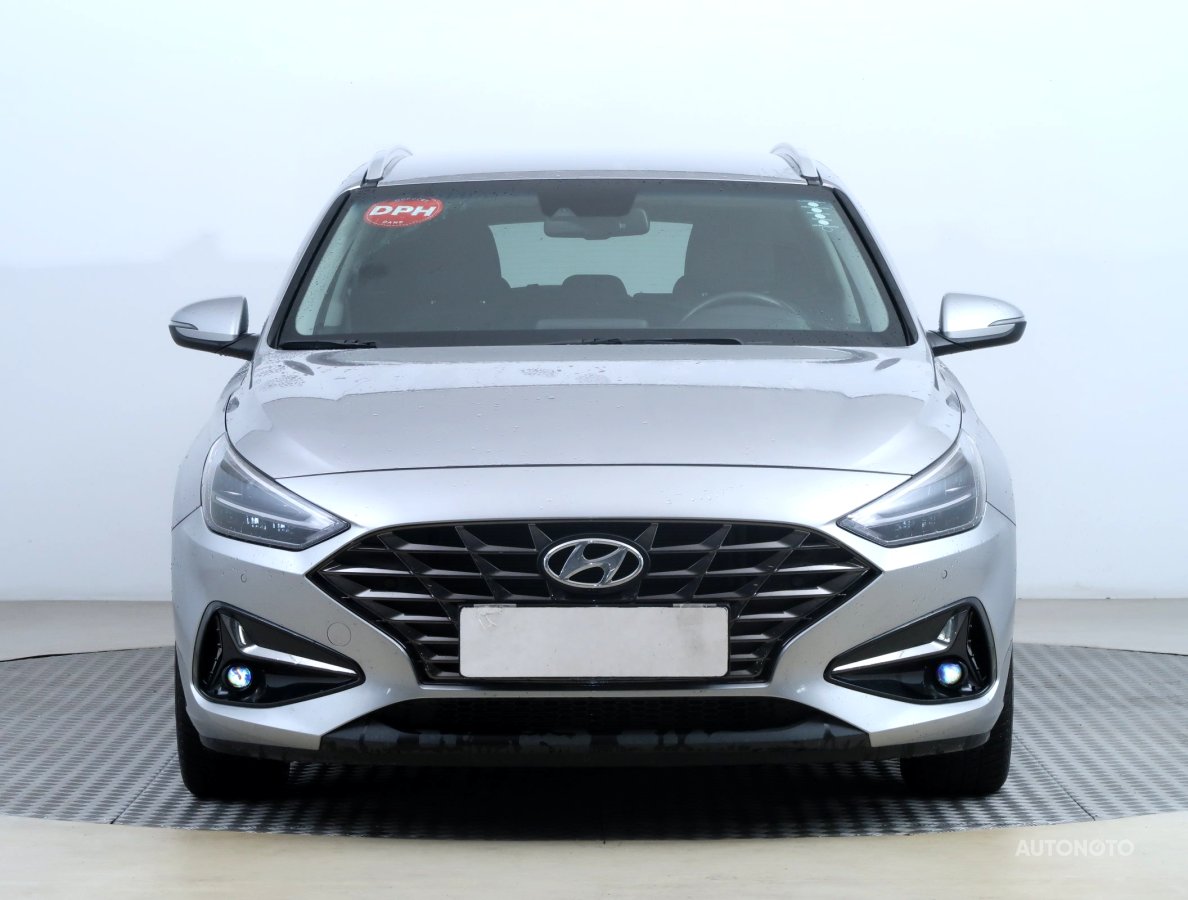Hyundai i30, 2022 - pohled č. 2