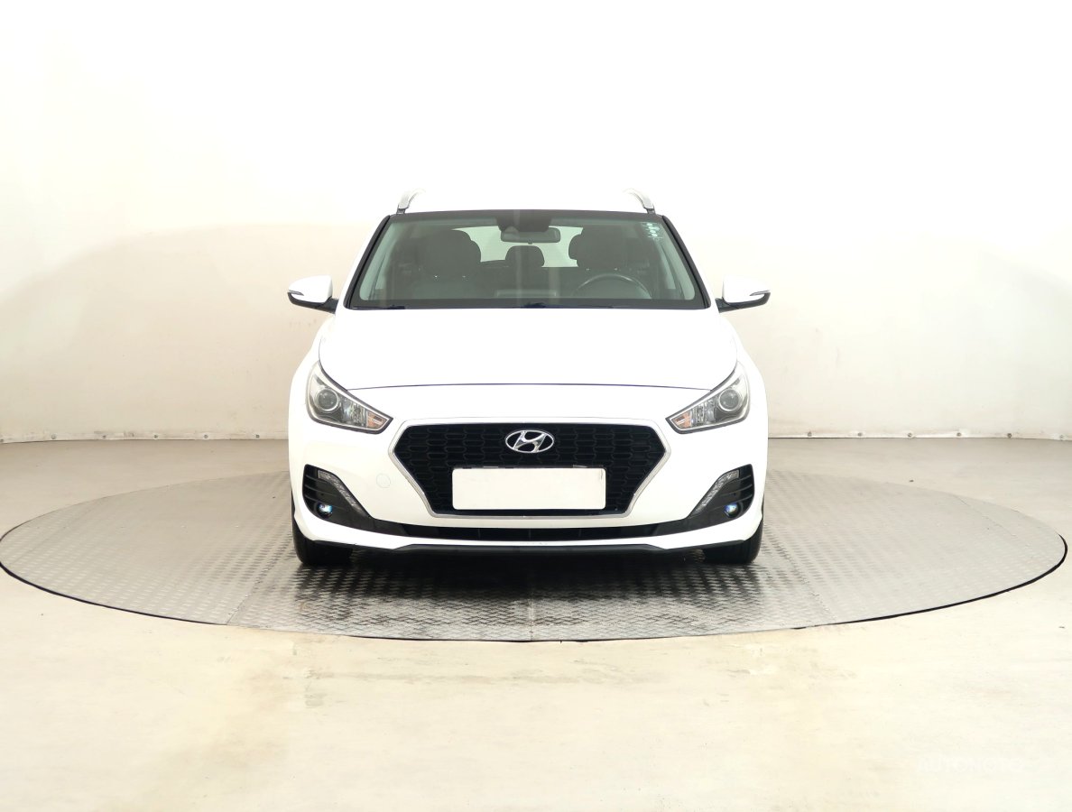 Hyundai i30, 2020 - pohled č. 2