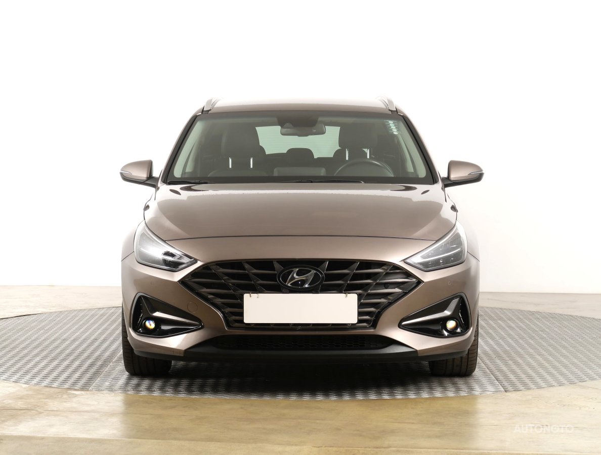 Hyundai i30, 2020 - pohled č. 2